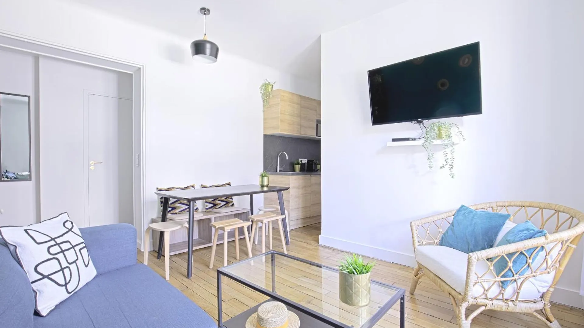 Luxury In The So Chic 16Th District Apartment Paris